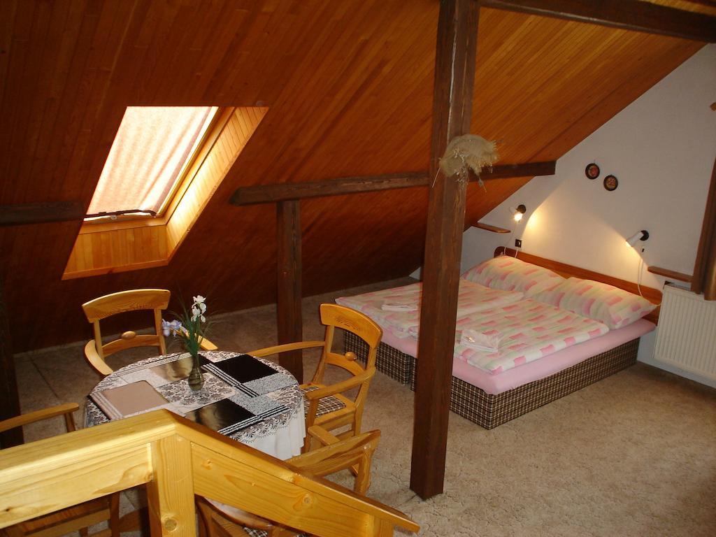 Ubytovani V Ceskem Raji Hotel Holín Cameră foto